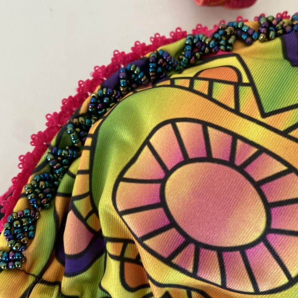 NWT Lumé Ale Bikini Exotic Beaded  Top - BUENOS AIRES. Size Large - Picture 9 of 10